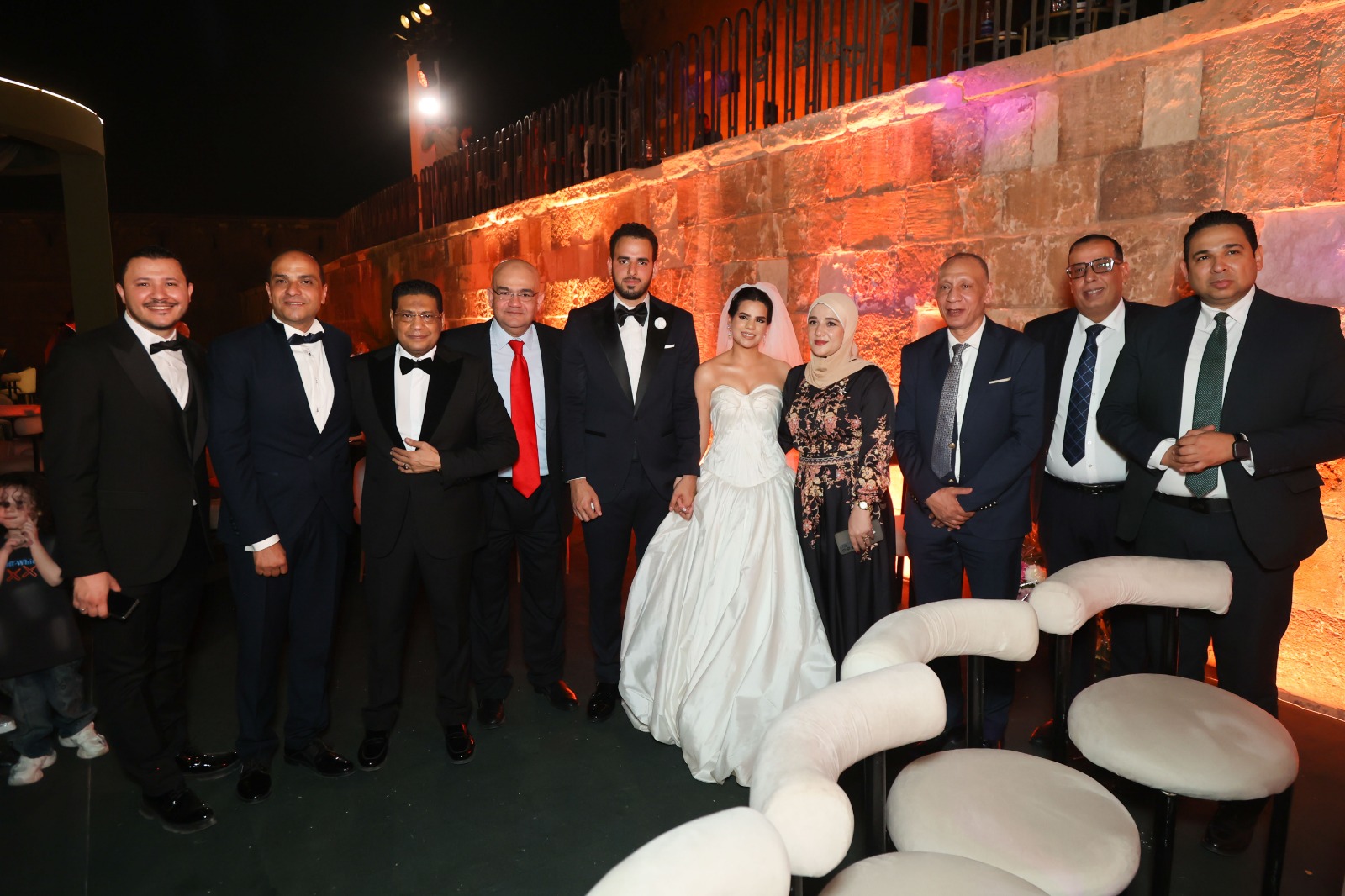 رموز المجتمع يشاركون المهندس داكر عبداللاه احتفاله بزفاف كريمته