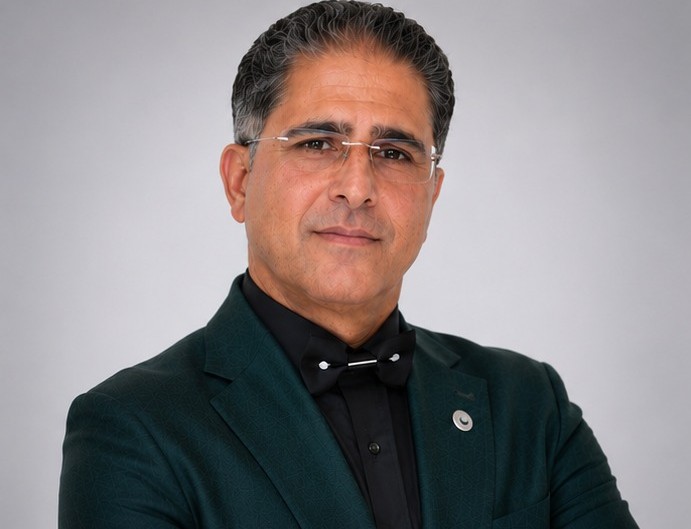 عمرو فهمي يهنئ مصر بالتأهل التاريخي إلى دور الـ16.. ويؤكد: نجاح «نقطة قوة» يقود إلى إطلاق «بوابة المستقبل»