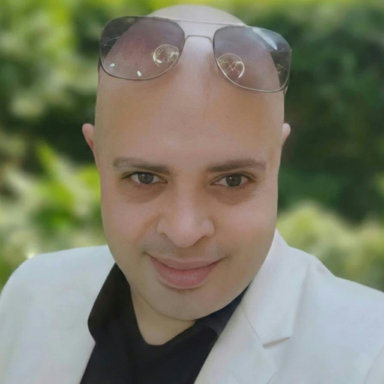 محمود عبدالرؤف حسن.. صاحب «توب أدز» ورحلة في عالم الإعلانات الممولة والتسويق الرقمي